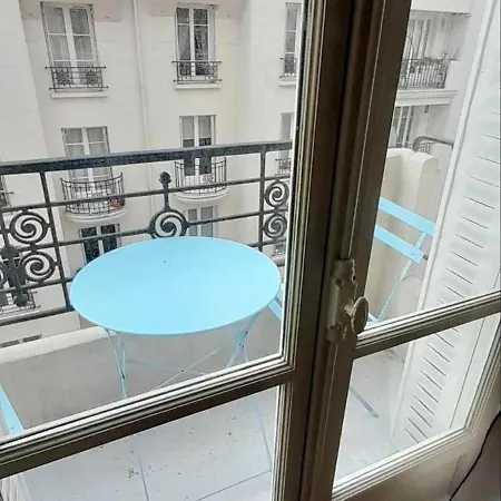 Appartement Avec Balcon Dans Residence Calme Avec Gardien - Paris Exterior photo